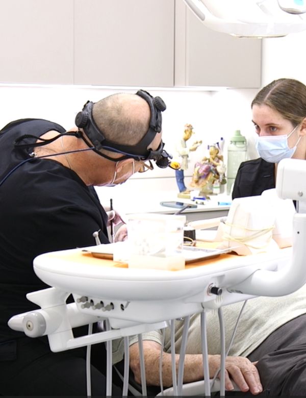 טיפולי שיניים המצריכים כירורג שיניים - דר אלכסנדר